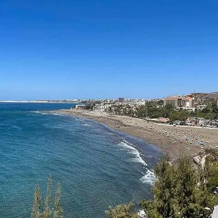 Ocean Front Apartament *