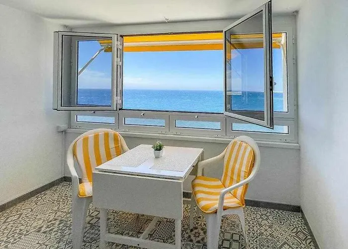 דירה Ocean Front