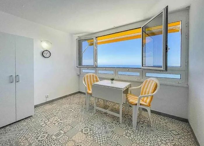 Ocean Front מספאלומס